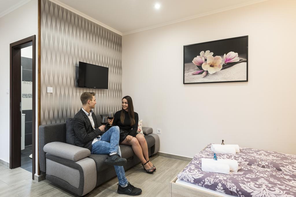 Allium Apartment Makó Zewnętrze zdjęcie